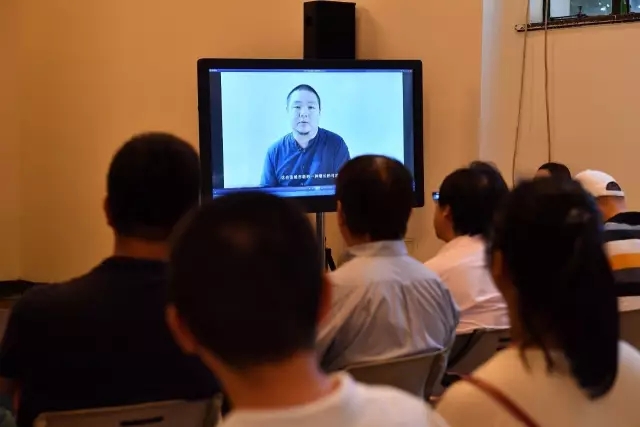 上海的都会更新，，，，，，地标性修建